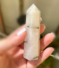 Cargar imagen en el visor de la galería, Torres de Turmalina