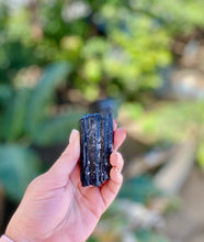 Cargar imagen en el visor de la galería, Turmalina negra (ELIGE LA TUYA)