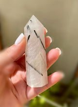 Cargar imagen en el visor de la galería, Torres de Turmalina