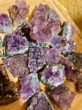 Cargar imagen en el visor de la galería, Geoda de Amatistas